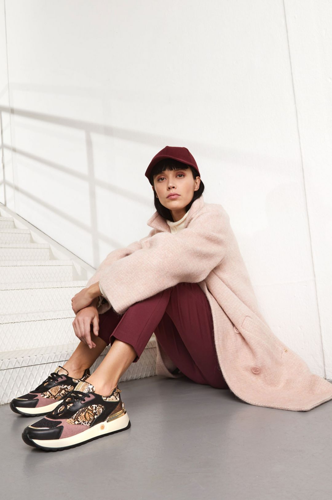 sneakers with animal print mesh upper and chain