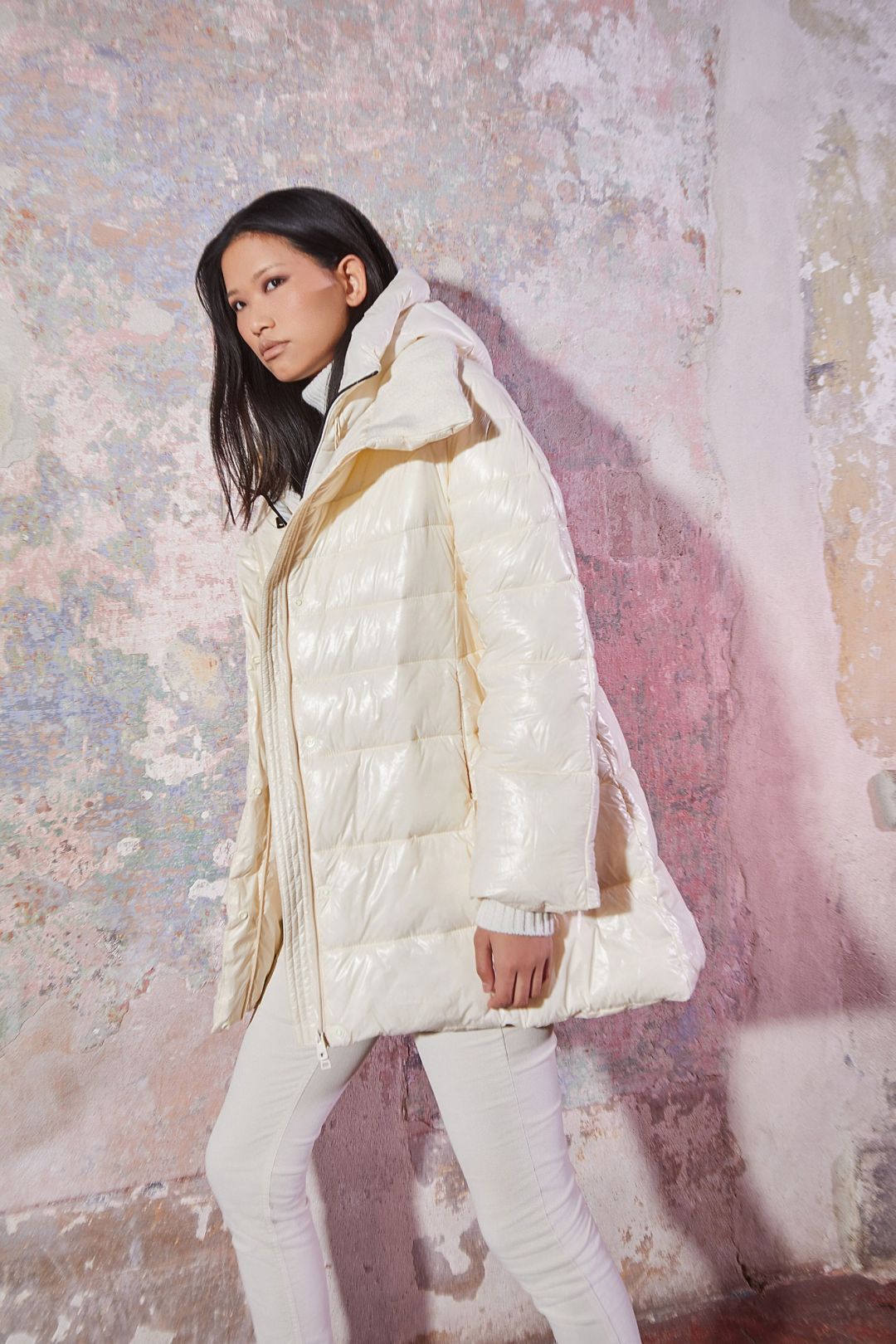 trapezoidal-cut ultralight nylon down jacket