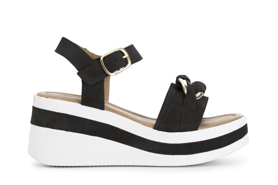 suede wedge sandals with chain accessory black