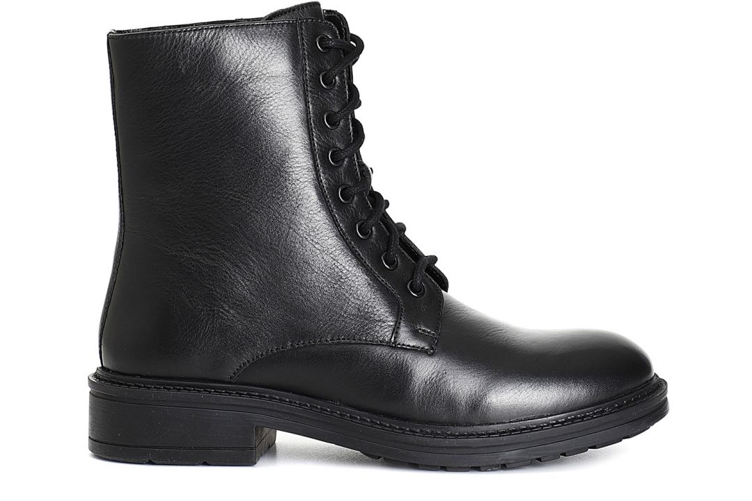 women's laced leather ankle boot black